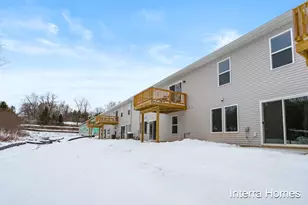 1533 N Village Cir, Kalamazoo, MI 49009 - Photo 32