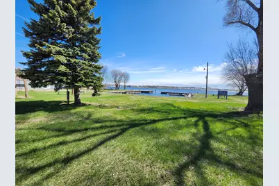 846 S Lakeshore Drive #3, Ludington, MI 49431 - Photo 14