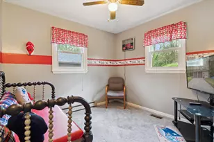 204 Crockett Dr, Quincy, MI 49082 - Photo 18