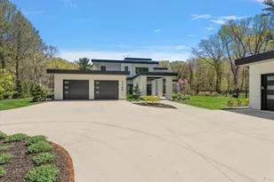 329 N Lakeshore Dr, Holland, MI 49424 - Photo 94