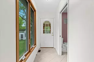 46351 W Main St, Northville, MI 48167 - Photo 16