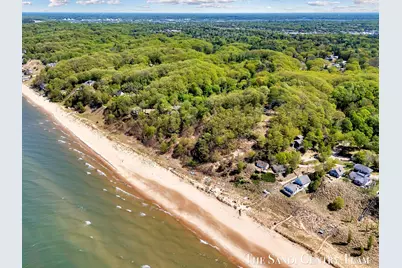 18111 Ridge Drive, Grand Haven, MI 49417 - Photo 14