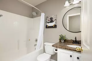 3039 Barclay Way, Ann Arbor, MI 48105 - Photo 24