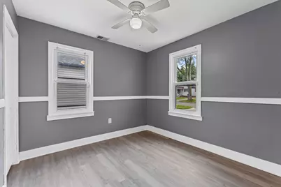 24339 Eton Avenue, Dearborn Heights, MI 48125 - Photo 10