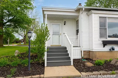 5622 Wing Avenue SE, Kentwood, MI 49512 - Photo 6