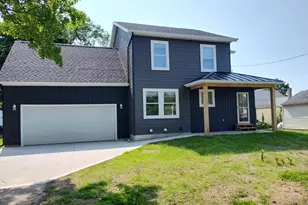 325 N Lincoln St, Bronson, MI 49028 - Photo 1