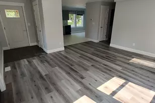 325 N Lincoln St, Bronson, MI 49028 - Photo 8