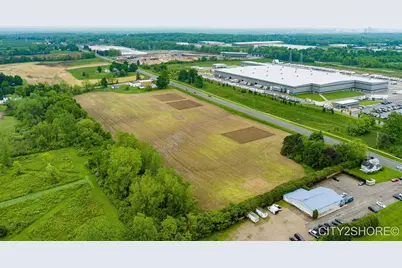 2031 4 Mile Road NW, Grand Rapids, MI 49544 - Photo 2