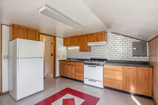 707 Maple St, Big Rapids, MI 49307 - Photo 30