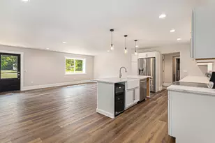 2051 Russell Rd, Muskegon, MI 49445 - Photo 8