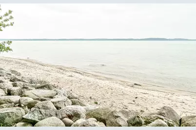 3929 Bay Valley Drive, Williamsburg, MI 49690 - Photo 10