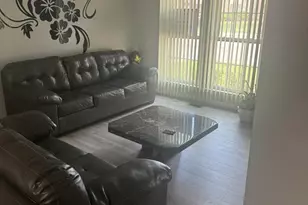 25045 Glenbrooke Dr Dr, Southfield, MI 48033 - Photo 2