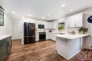 1757 Westlane Dr NE, Grand Rapids, MI 49505 - Photo 16