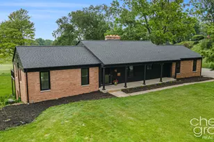 1757 Westlane Dr NE, Grand Rapids, MI 49505 - Photo 2