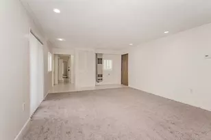 25255 Orchard Grove St, Southfield, MI 48033 - Photo 26