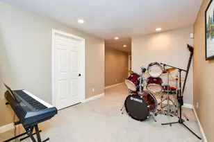 5284 Green Pine Ln, Kalamazoo, MI 49009 - Photo 54