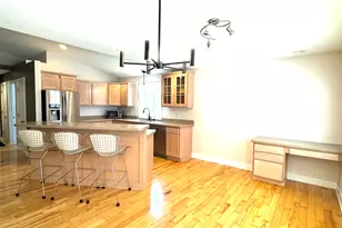 10505 Compton Dr, South Haven, MI 49090 - Photo 8