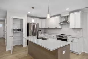 210 Elkenburg St, South Haven, MI 49090 - Photo 4