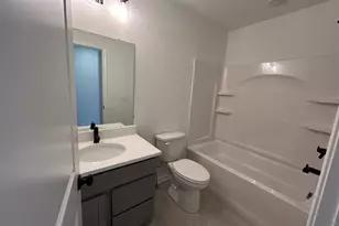 2772 Bristol Rdg Dr, Ann Arbor, MI 48105 - Photo 16