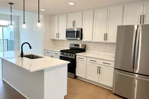 2774 Bristol Rdg Dr, Ann Arbor, MI 48105 - Photo 4