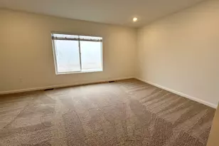 2774 Bristol Rdg Dr, Ann Arbor, MI 48105 - Photo 12