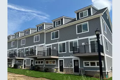 2778 Bristol Ridge Dr #38, Ann Arbor, MI 48105 - Photo 2