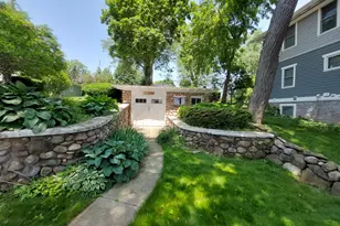 23675 N Shore Dr, Edwardsburg, MI 49112 - Photo 10