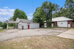 3182 E 128th St, Grant, MI 49327 - Photo 32