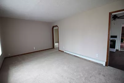 22779 Almond Avenue, Eastpointe, MI 48021 - Photo 4