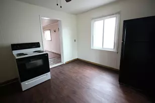 22779 Almond Ave, Eastpointe, MI 48021 - Photo 12