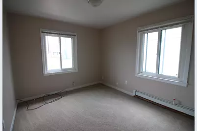 22779 Almond Avenue, Eastpointe, MI 48021 - Photo 6