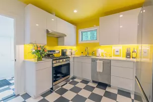 660 Lake St, Saugatuck, MI 49453 - Photo 14