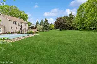 3545 Wyndwicke Dr, Saint Joseph, MI 49085 - Photo 4