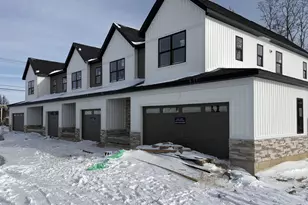 4414 Trillium Ct, Kentwood, MI 49512 - Photo 2