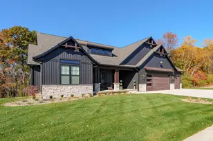 9770 Windflower Ln, Portage, MI 49024 - Photo 2
