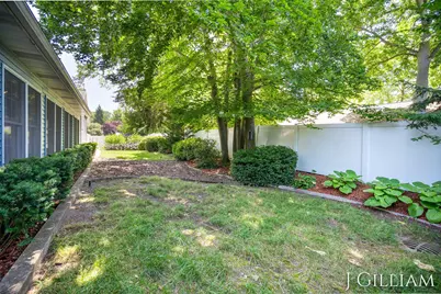 1214 Euna Vista Drive, Holland, MI 49423 - Photo 54
