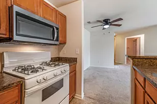 1112 Addington Ln, Ann Arbor, MI 48108 - Photo 8