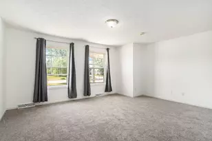 11764 Deerfield Dr, Ravenna, MI 49451 - Photo 8