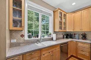 29750 Edwards Way, Niles, MI 49120 - Photo 12