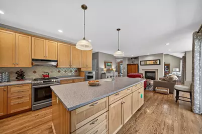 29750 Edwards Way, Niles, MI 49120 - Photo 8
