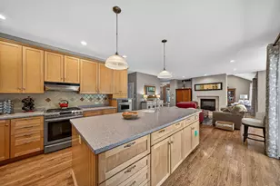 29750 Edwards Way, Niles, MI 49120 - Photo 8