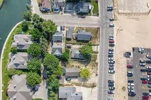 15 Lakeshore Dr, Manistee, MI 49660 - Photo 40