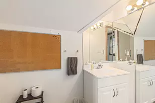 570 S Maple Rd, Ann Arbor, MI 48103 - Photo 14