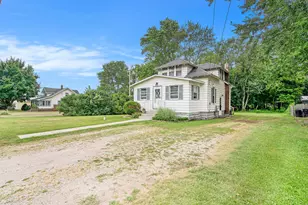 240 Stillwell Ave, Michigan Center, MI 49254 - Photo 2