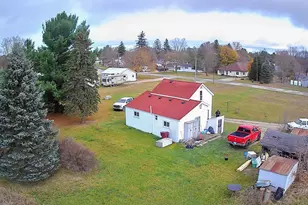 524 S Cherry St, Evart, MI 49631 - Photo 26