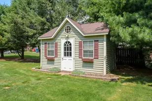 5464 Cypress Bay Dr, Kalamazoo, MI 49009 - Photo 2