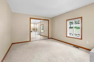 22100 N Uldriks Dr, Battle Creek, MI 49017 - Photo 24