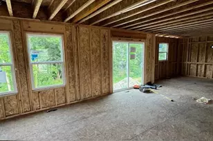 678 Elstar DR NE, Rockford, MI 49341 - Photo 4