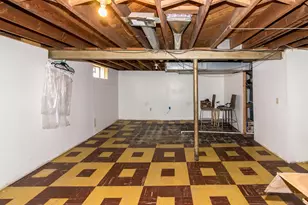 11015 Fairfield St, Livonia, MI 48150 - Photo 26