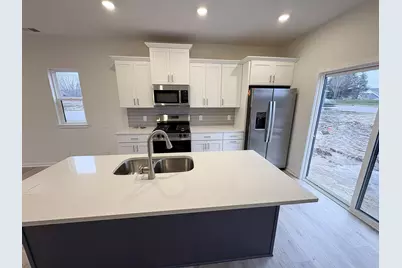 2817 Foxglove Lane, Kentwood, MI 49512 - Photo 4